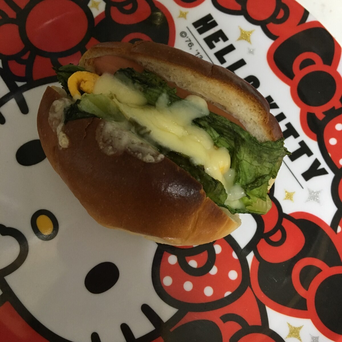 ロールパンで 卵焼きとウインナーのチーズパン レシピ 作り方 By Xmickyx 楽天レシピ